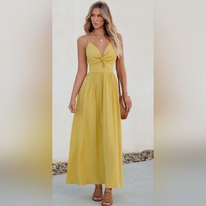 CUPSHE Front Twist & Keyhole Maxi Dress. Size S 4/6